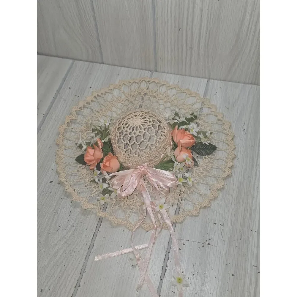 Vtg Hand Crocheted Starched Shabby Chic Decorated Hats Boho Heritage Set 4 Read